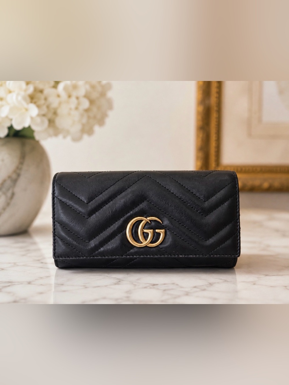Gucci Marmont Chevron Quilted Black Leather Wallet with Gold GG EUC - Picture 7 of 9